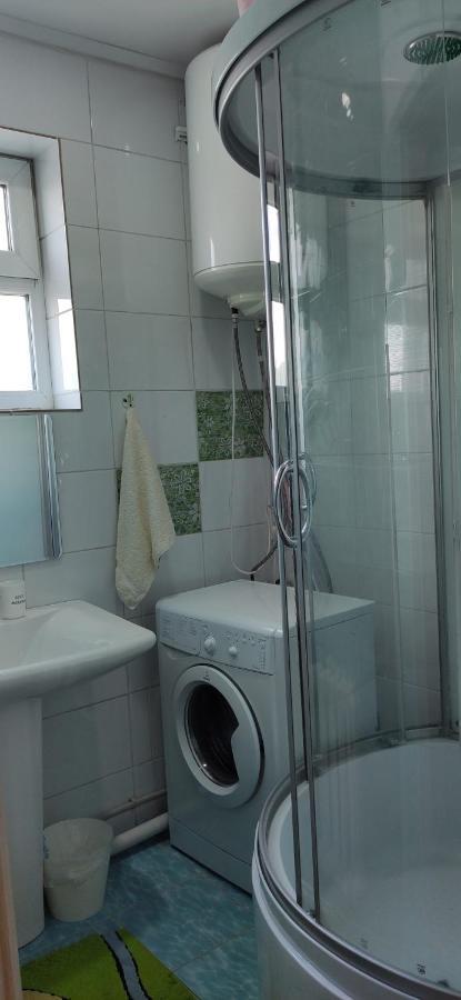 Apartment In The Karakol Heart ภายนอก รูปภาพ